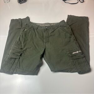 Jeep Olive Cargo Pants | 100% Cotton · Utility Core / Rugged Minimal